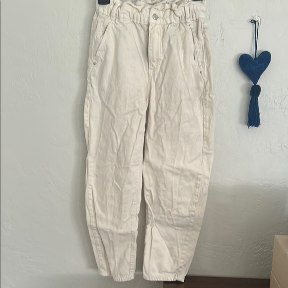 Zara Cream High-Waisted Paper Bag Pants - Picture 1 of 5